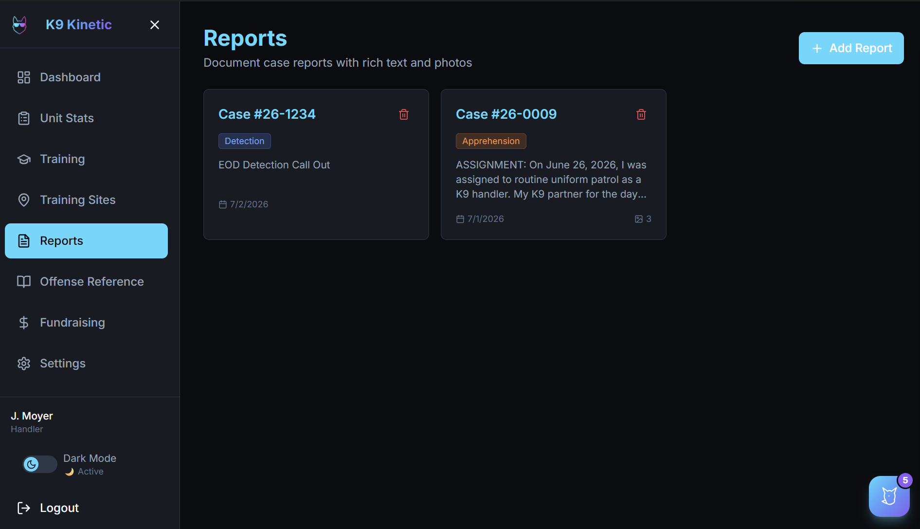 Reports screen showing documented case reports with rich text and photos